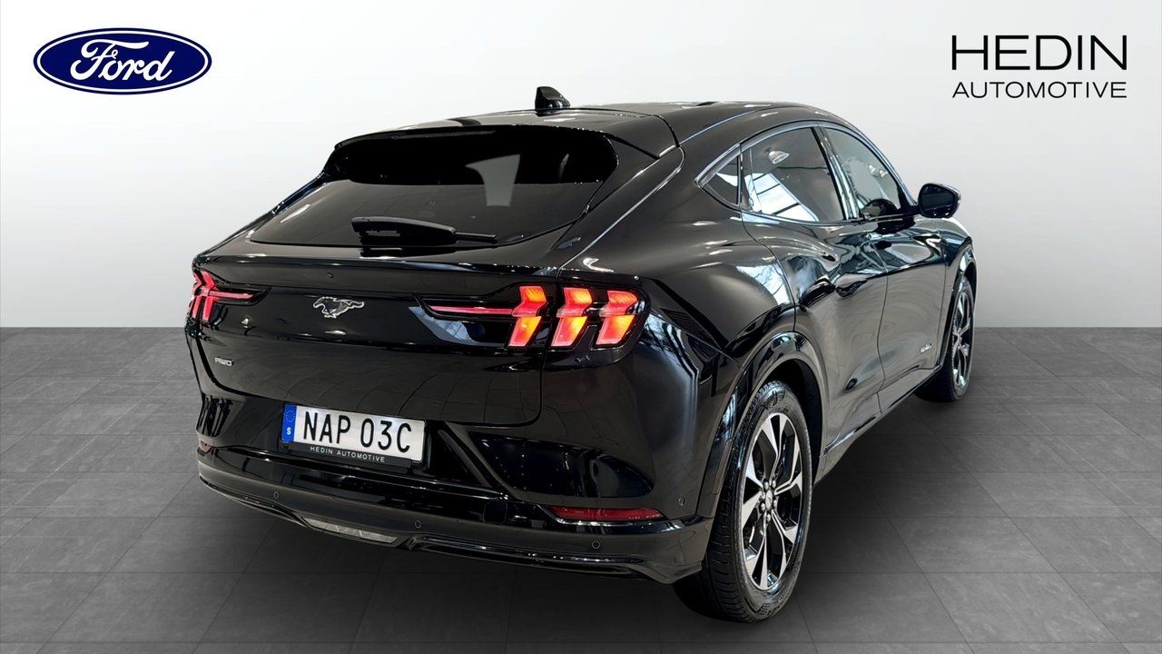 Ford Mustang Mach-E AWD 2021, bild 5/19