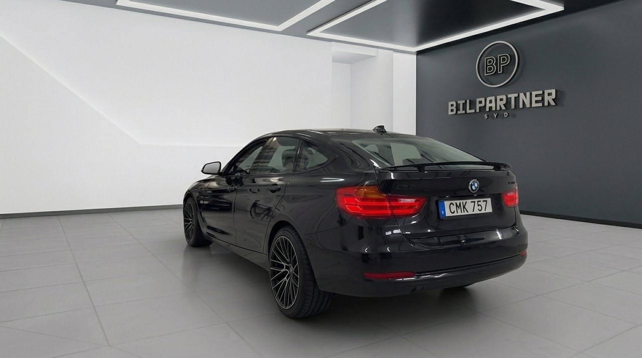 BMW 320 2015, kuva 5/10