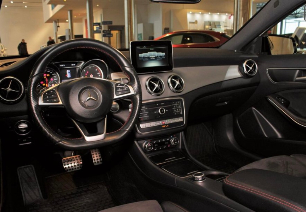 Mercedes-Benz GLA 2018, photo 3/7