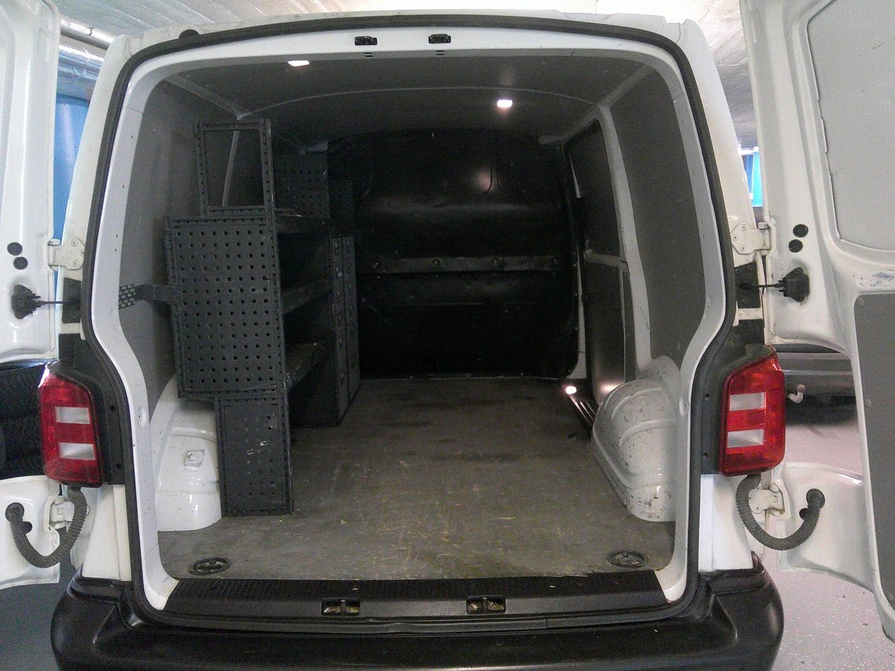 Volkswagen Transporter 2018, bild 6/9