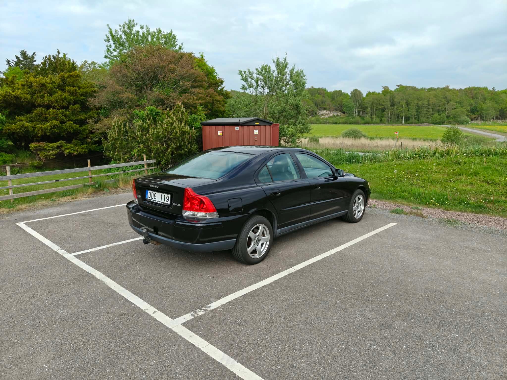 Volvo S60 2.4 CNG Automatisk 2007, bild 2/6