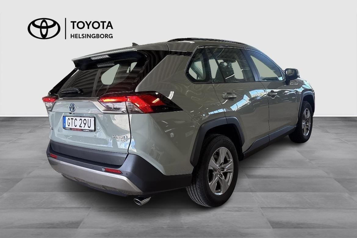 Toyota RAV4 2023, photo 3/6