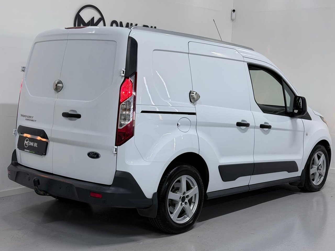 Ford Transit Connect 2017, kuva 3/10