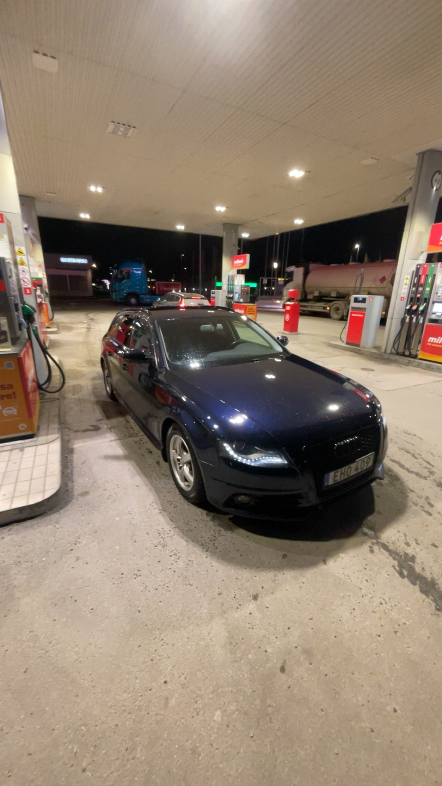 Audi A4 Avant 2.0 TFSI E85 Manuell 2010, bild 5/5