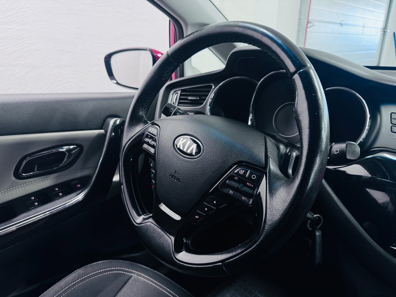 Kia Ceed 2013, bild 5/20