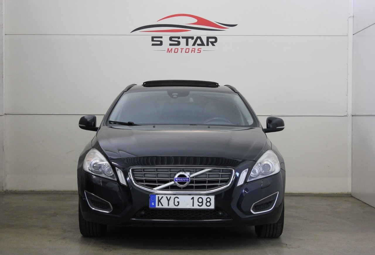 Volvo V60 D2 Momentum Taklucka 2013, photo 3/10