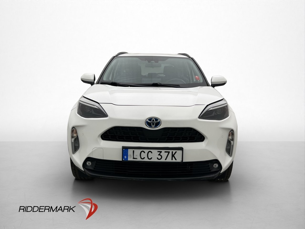 Toyota Yaris Cross Hybrid AWD-i Active 2023, photo 2/31