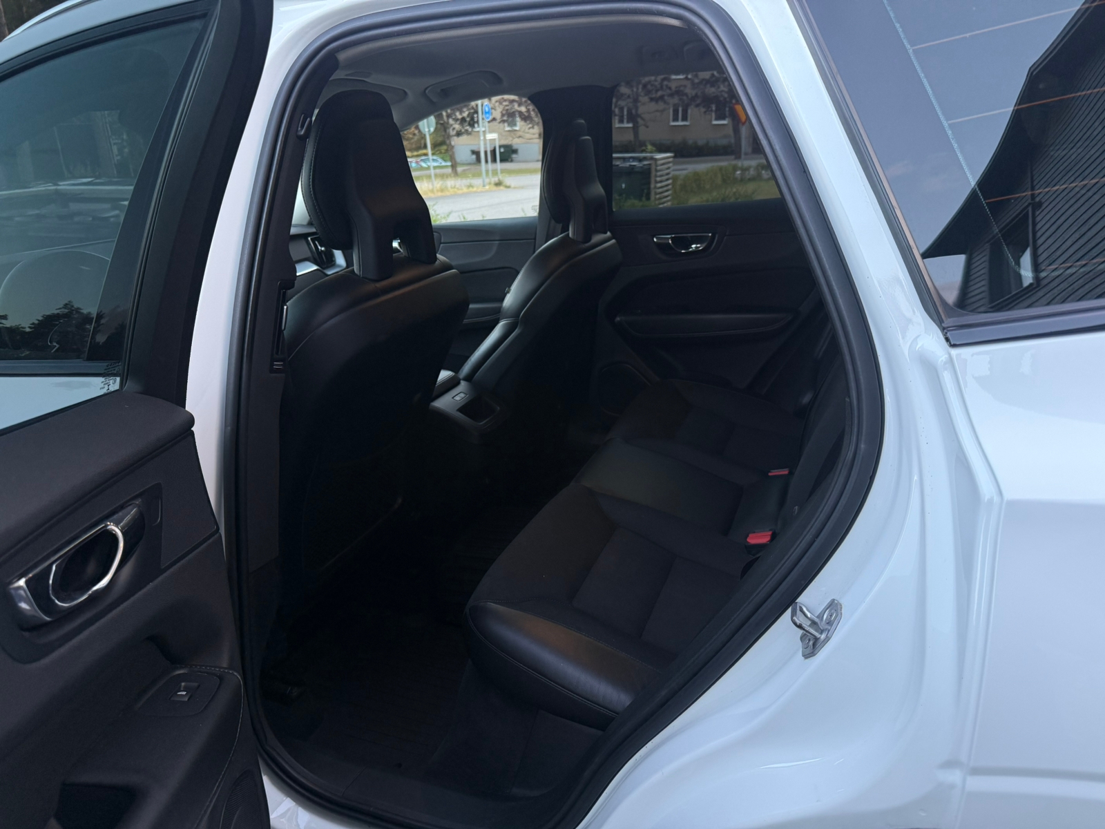 Volvo XC60 2018, bild 6/6