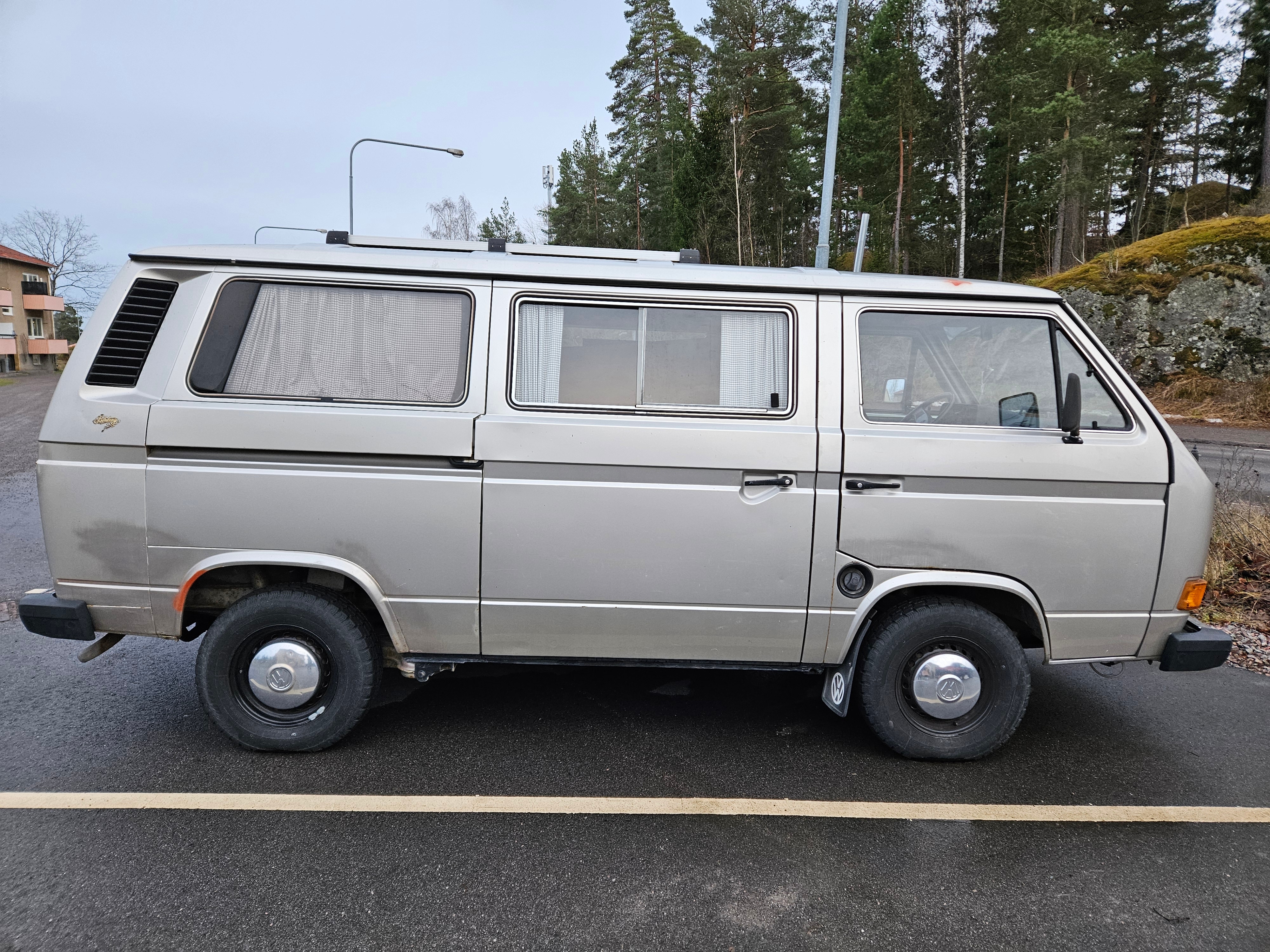 Volkswagen Caravelle 2.1 Manuell 1989, bild 4/7