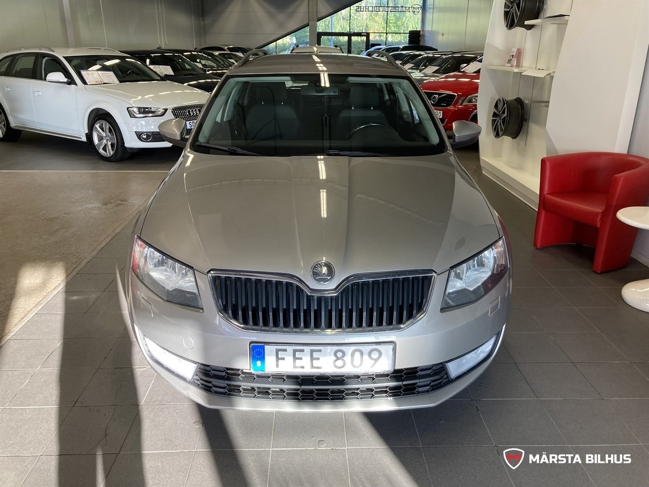 Skoda Octavia 2014, bild 6/17