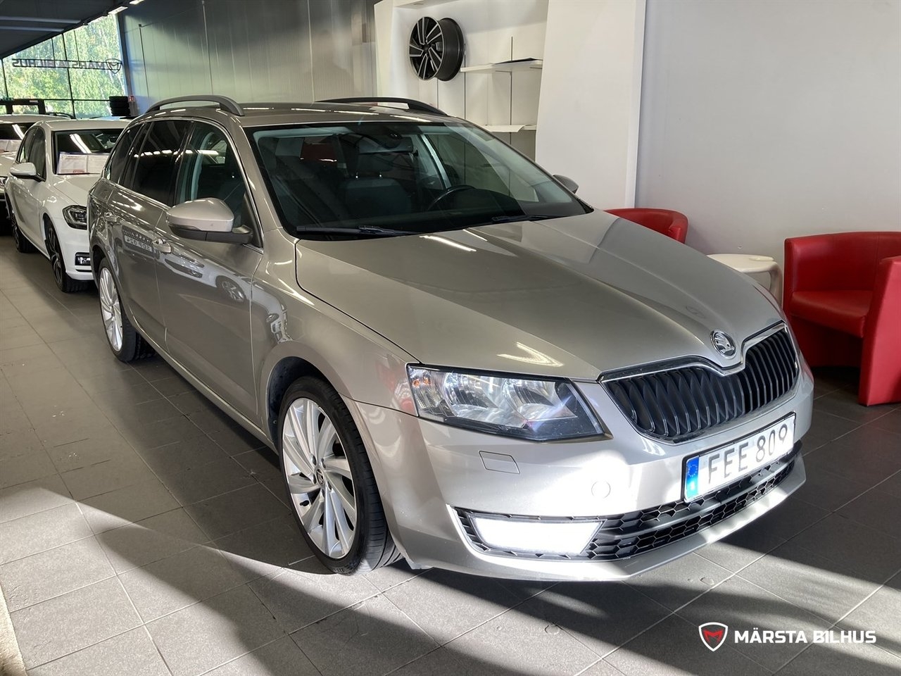 Skoda Octavia 2014, bild 2/17