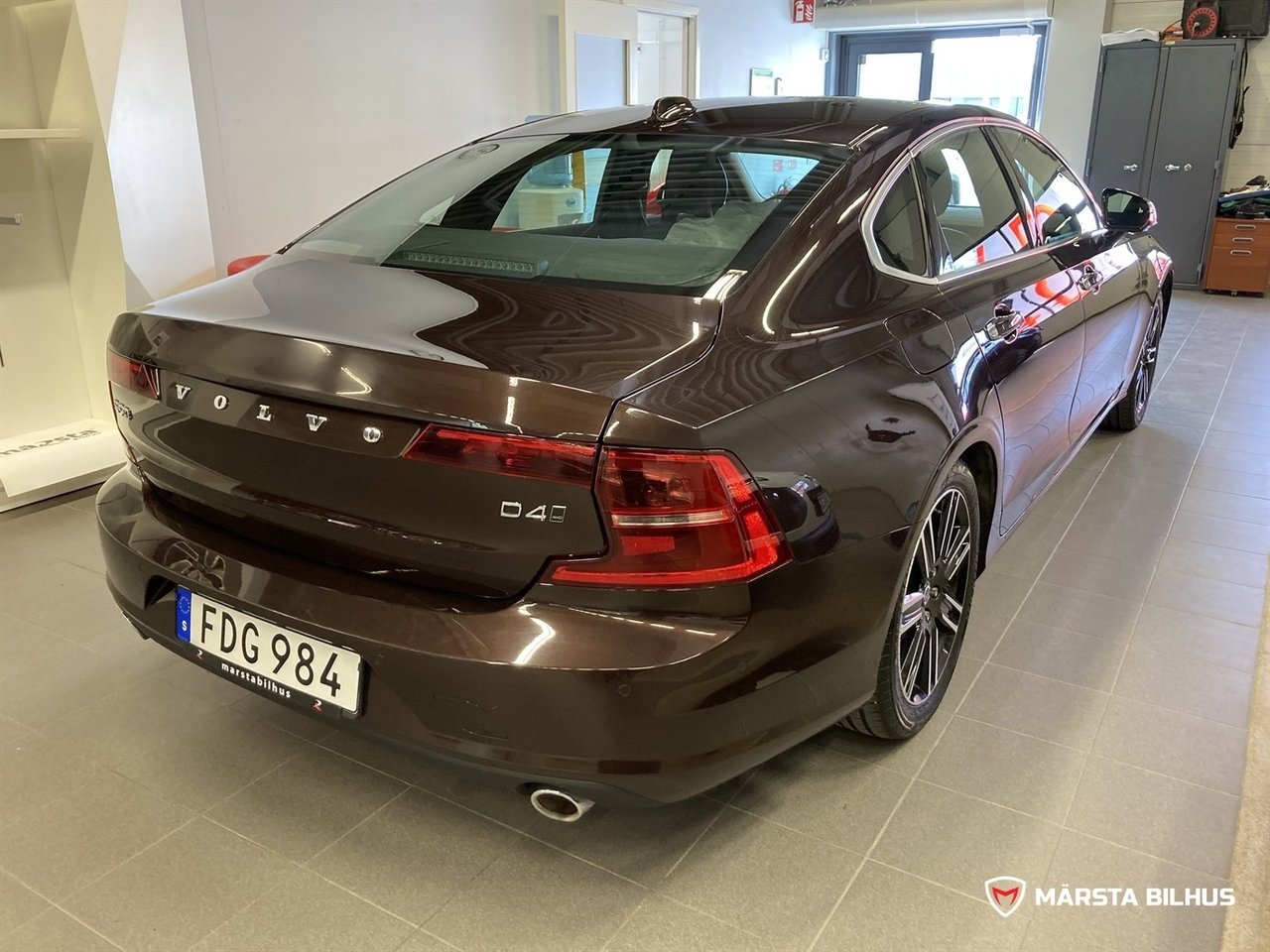 Volvo S90 2018, bild 3/17
