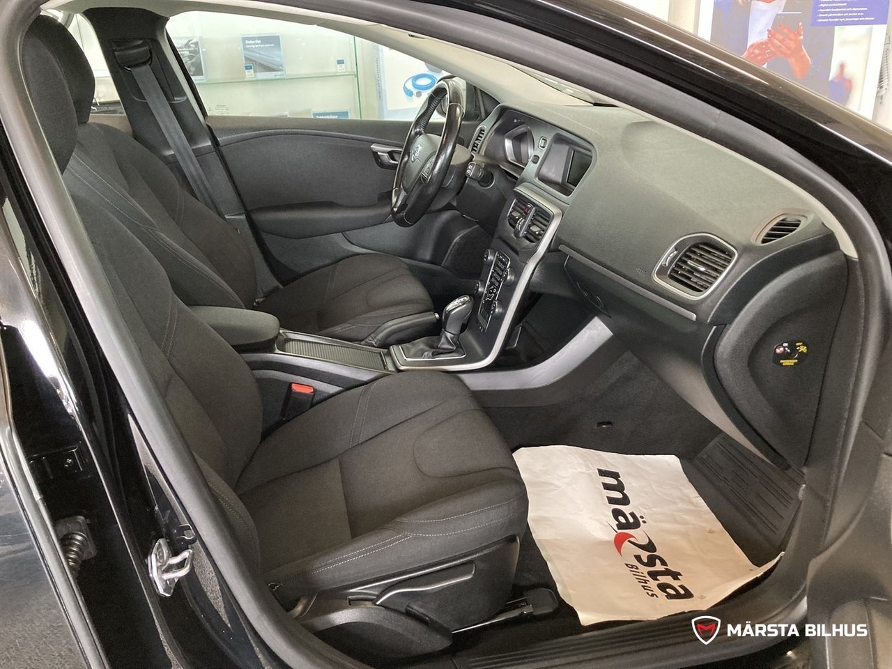 Volvo V40 D2 (115hk) Automat Kinetic 2015, kuva 7/13