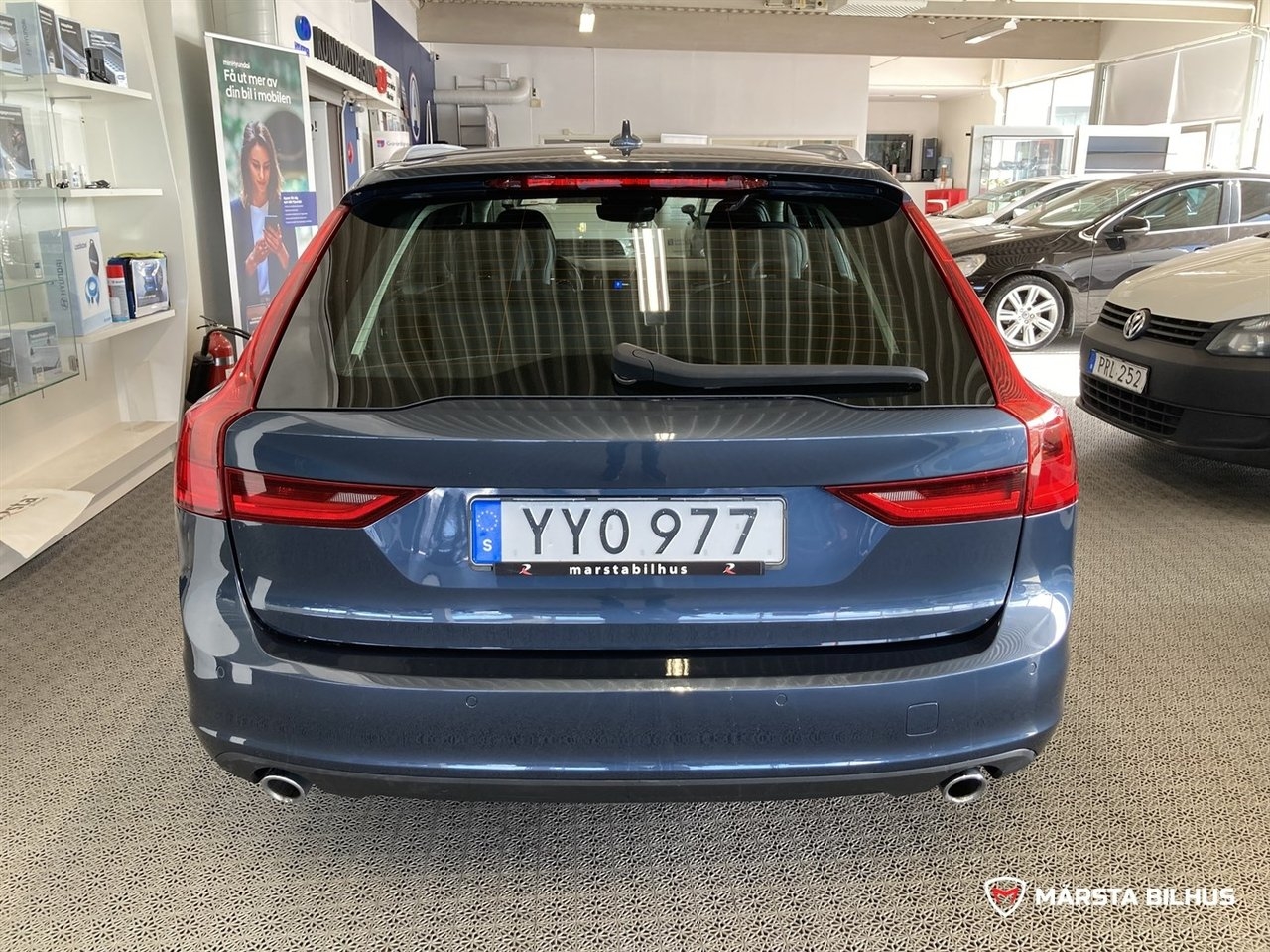 Volvo V90 D4 (190hk) Momentum Svensksåld 2019, bild 6/16
