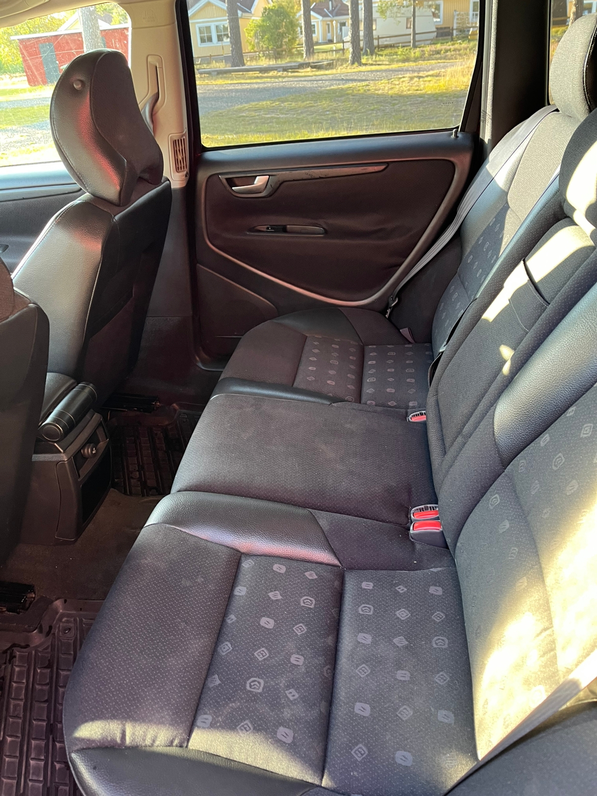 Volvo V70 2.4 Manuell 2004, bild 7/7