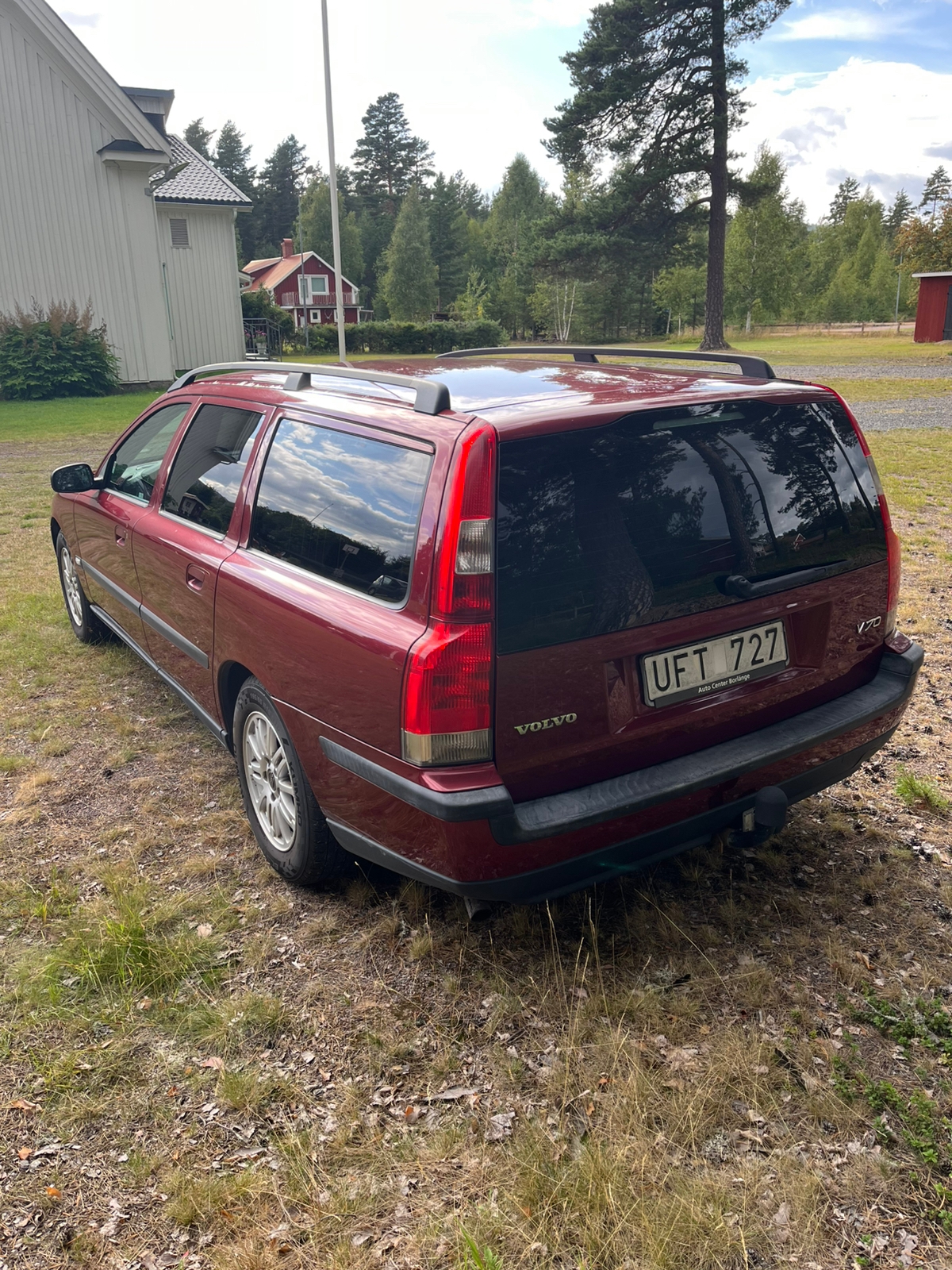 Volvo V70 2.4 Manuell 2004, bild 3/7