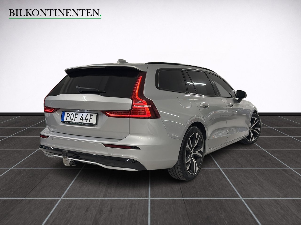 Volvo V60 B4 Plus Dark VOC Värmare 2023, kuva 3/10