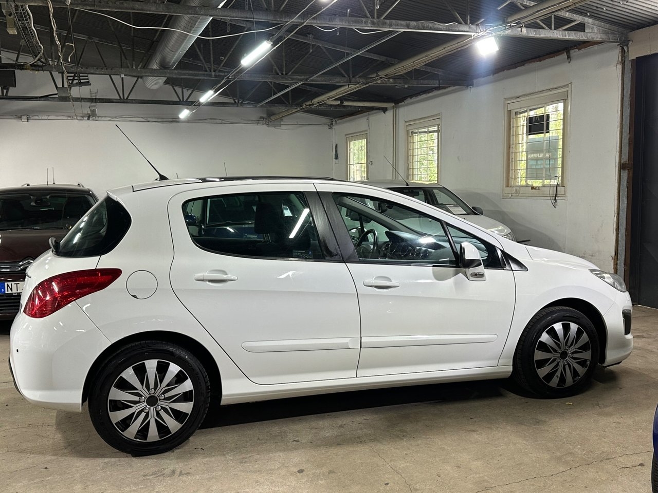 Peugeot 308 1.6 VTi 2013, bild 6/10