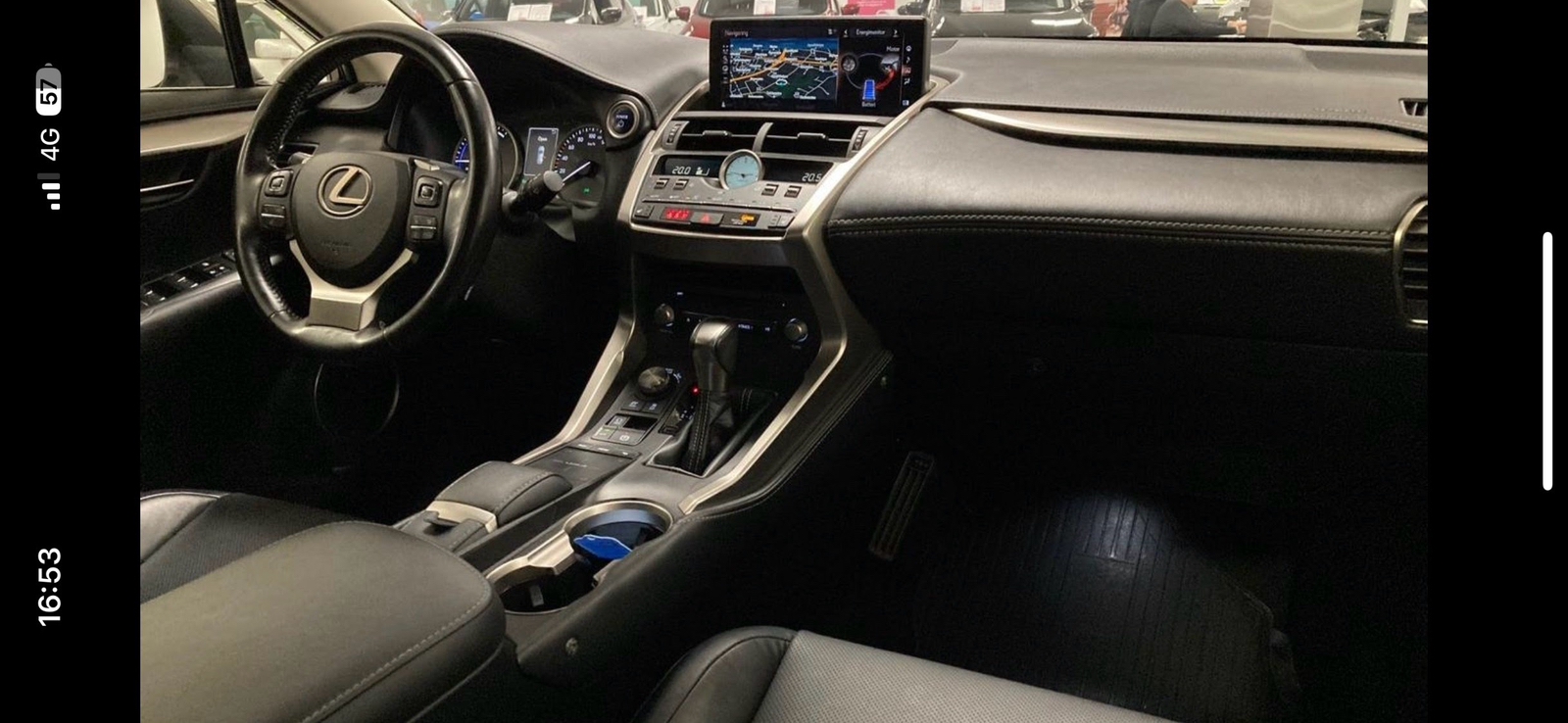 Lexus NX 300h AWD 2.5 AWD E-CVT 2018, kuva 4/7