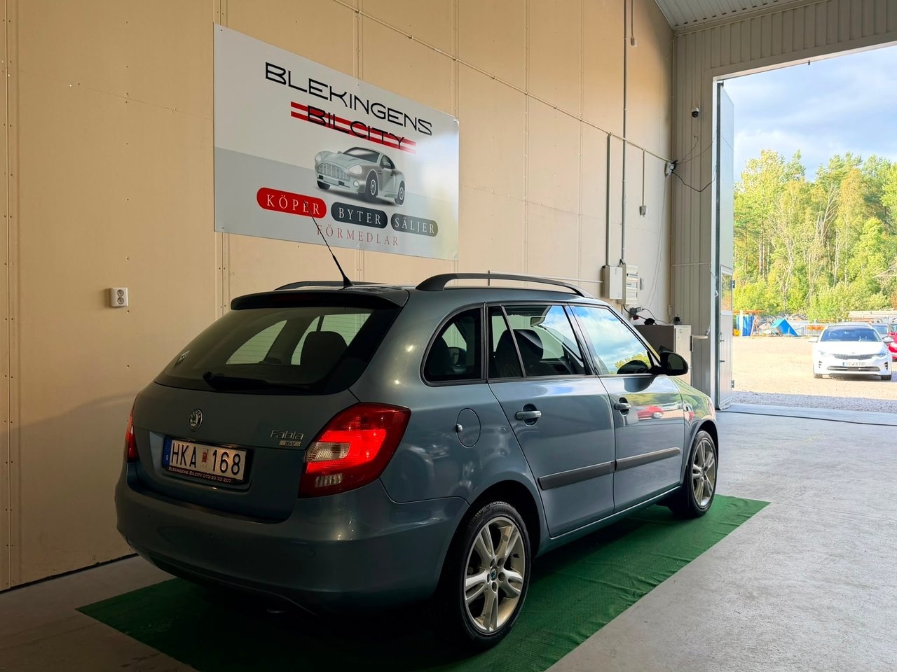 Skoda Fabia Kombi 2008, bild 6/10