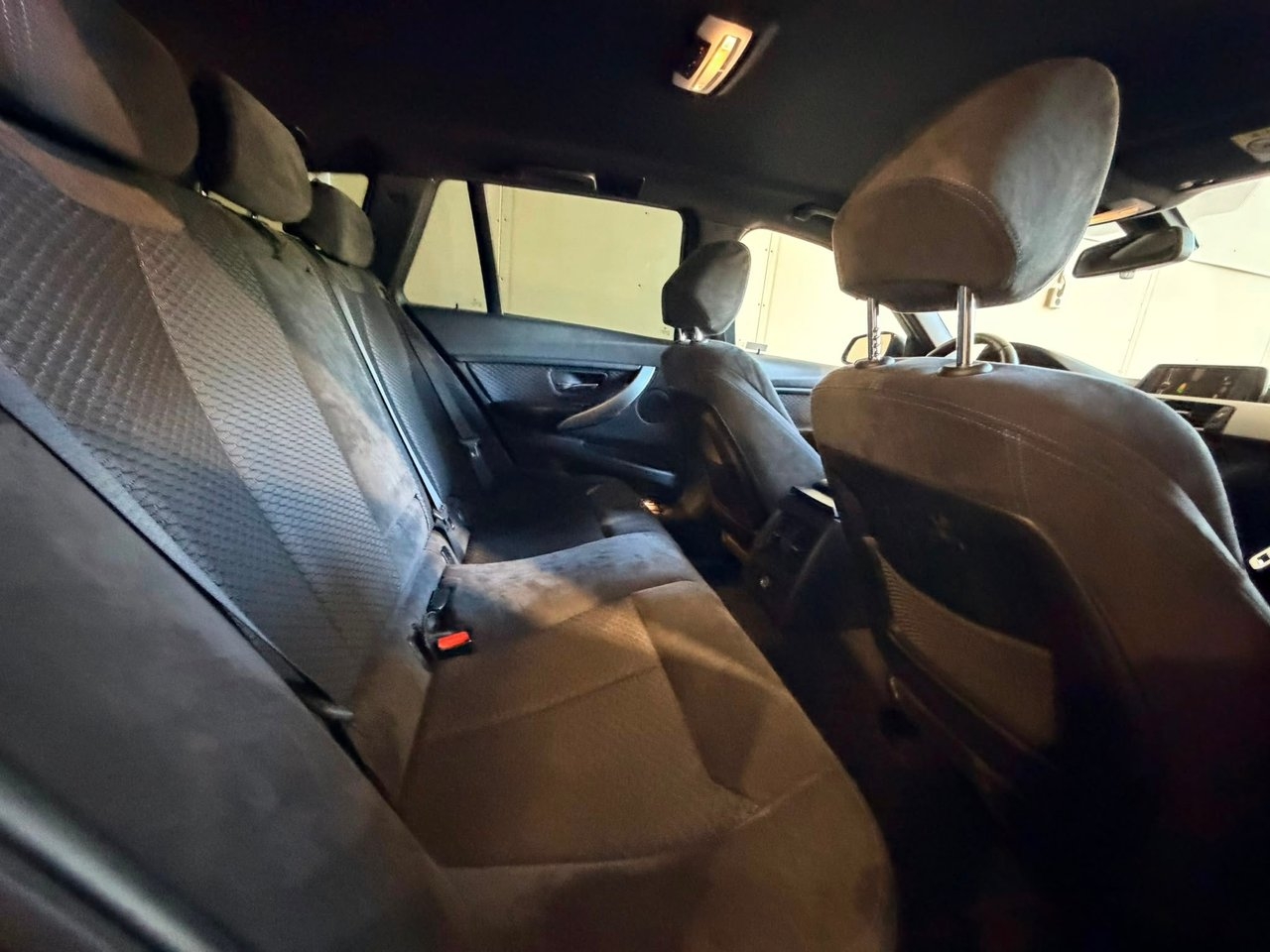 BMW 320 2014, kuva 7/10