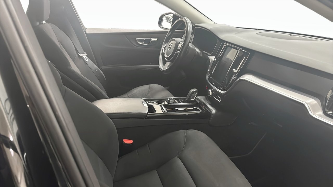 Volvo V60 T6 2020, bild 3/12