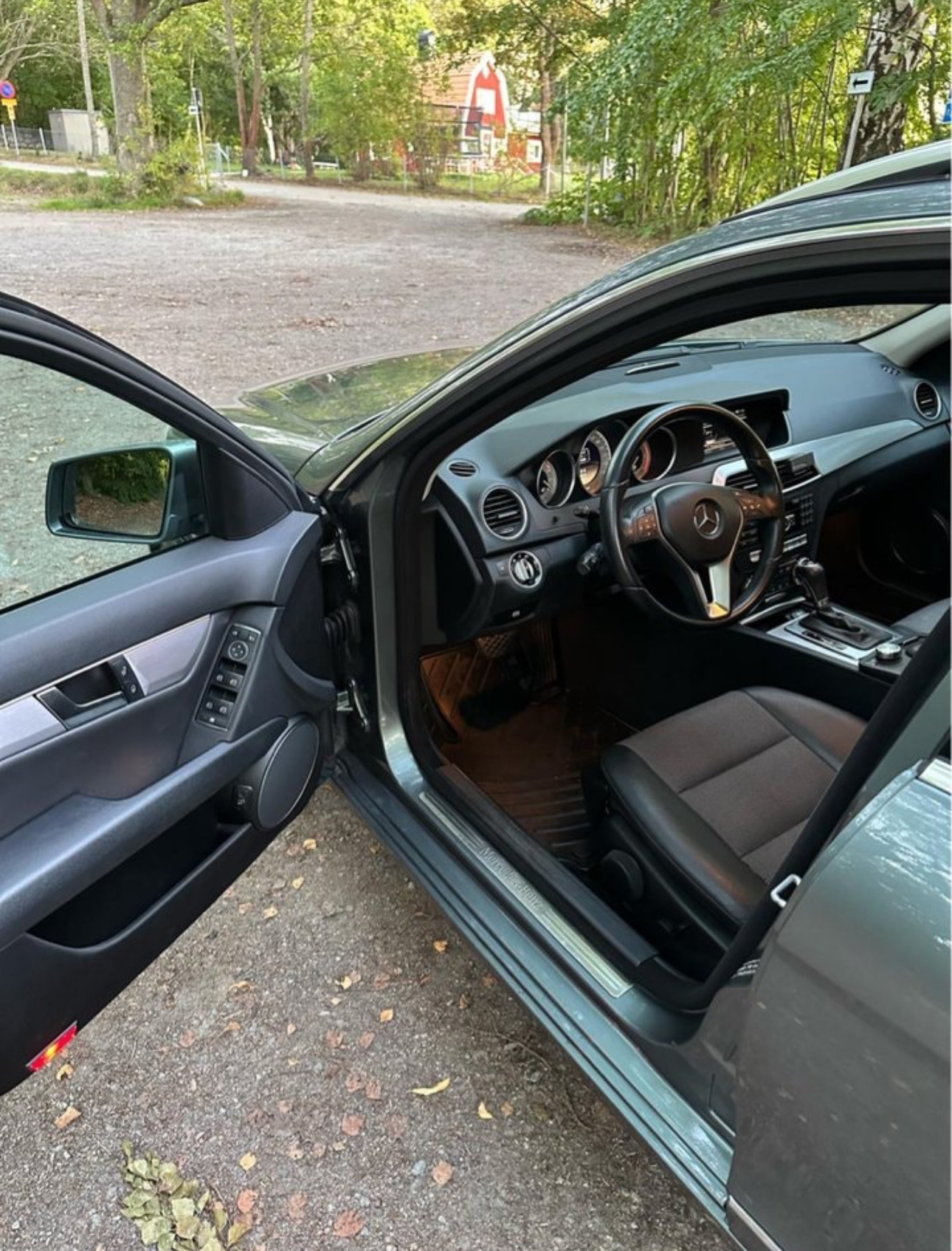 Mercedes-Benz C 2012, kuva 7/9