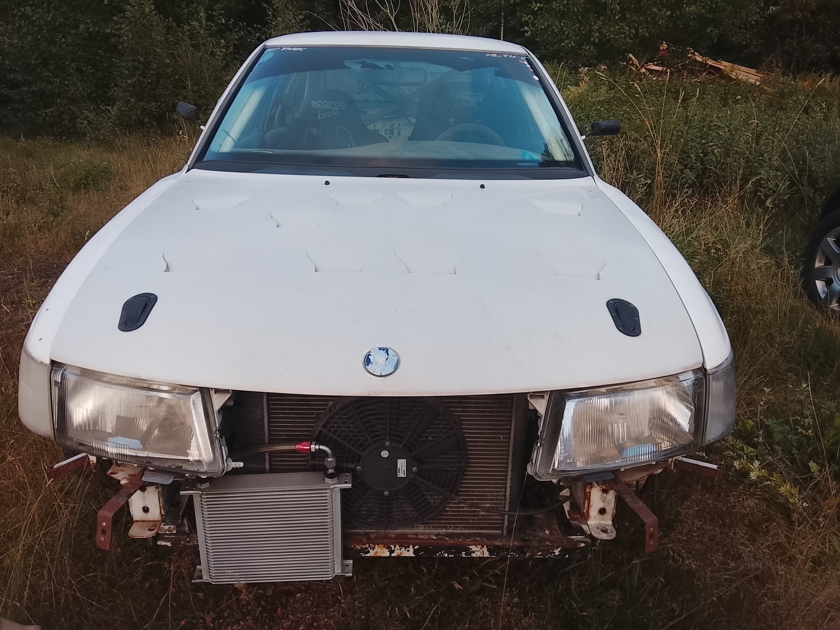 Saab 900
