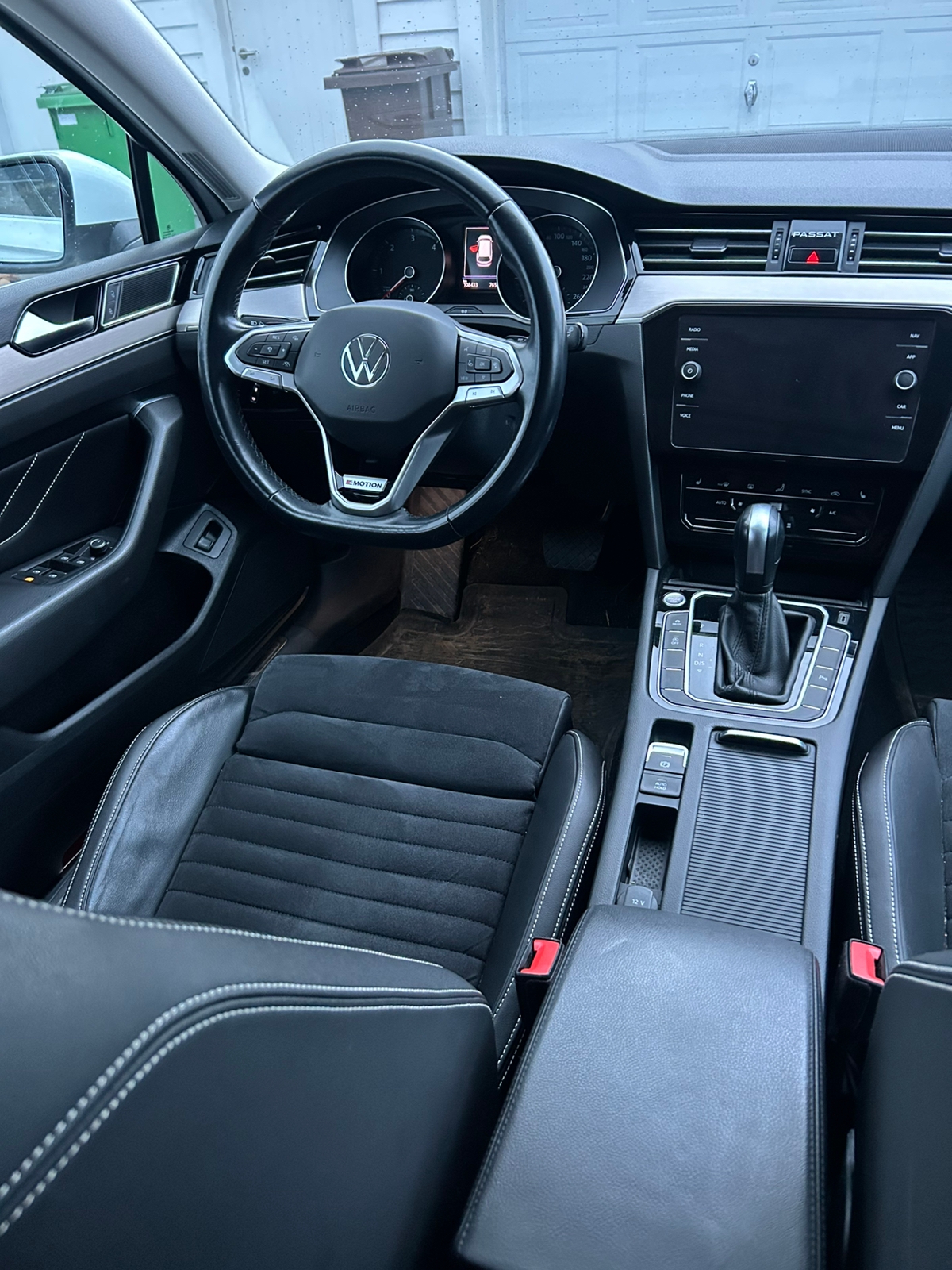 Volkswagen Passat 2021, bild 6/7
