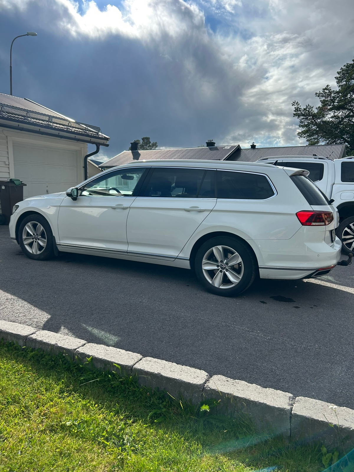 Volkswagen Passat 2021, bild 3/7