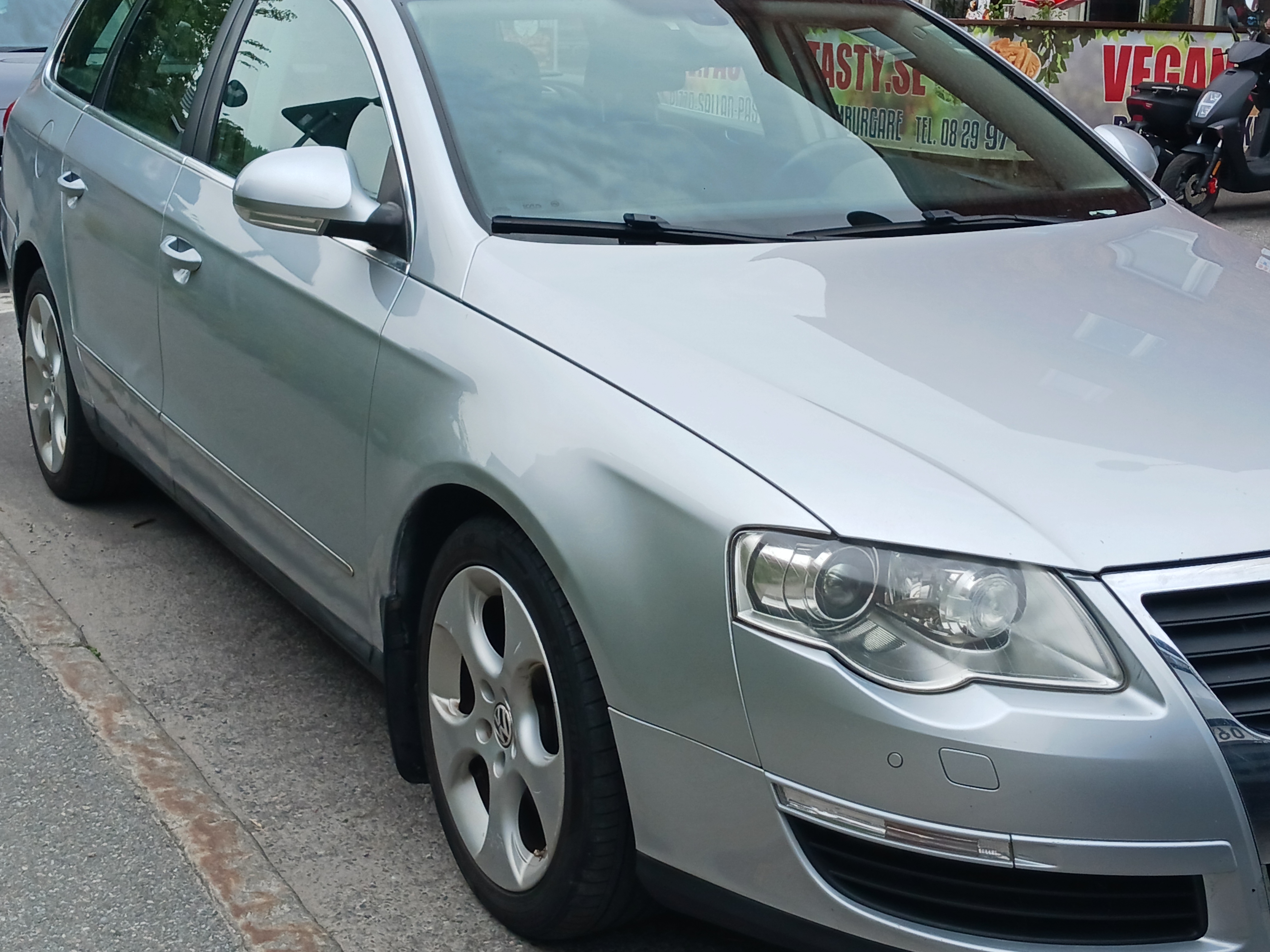 Volkswagen Passat 2010, bild 4/8