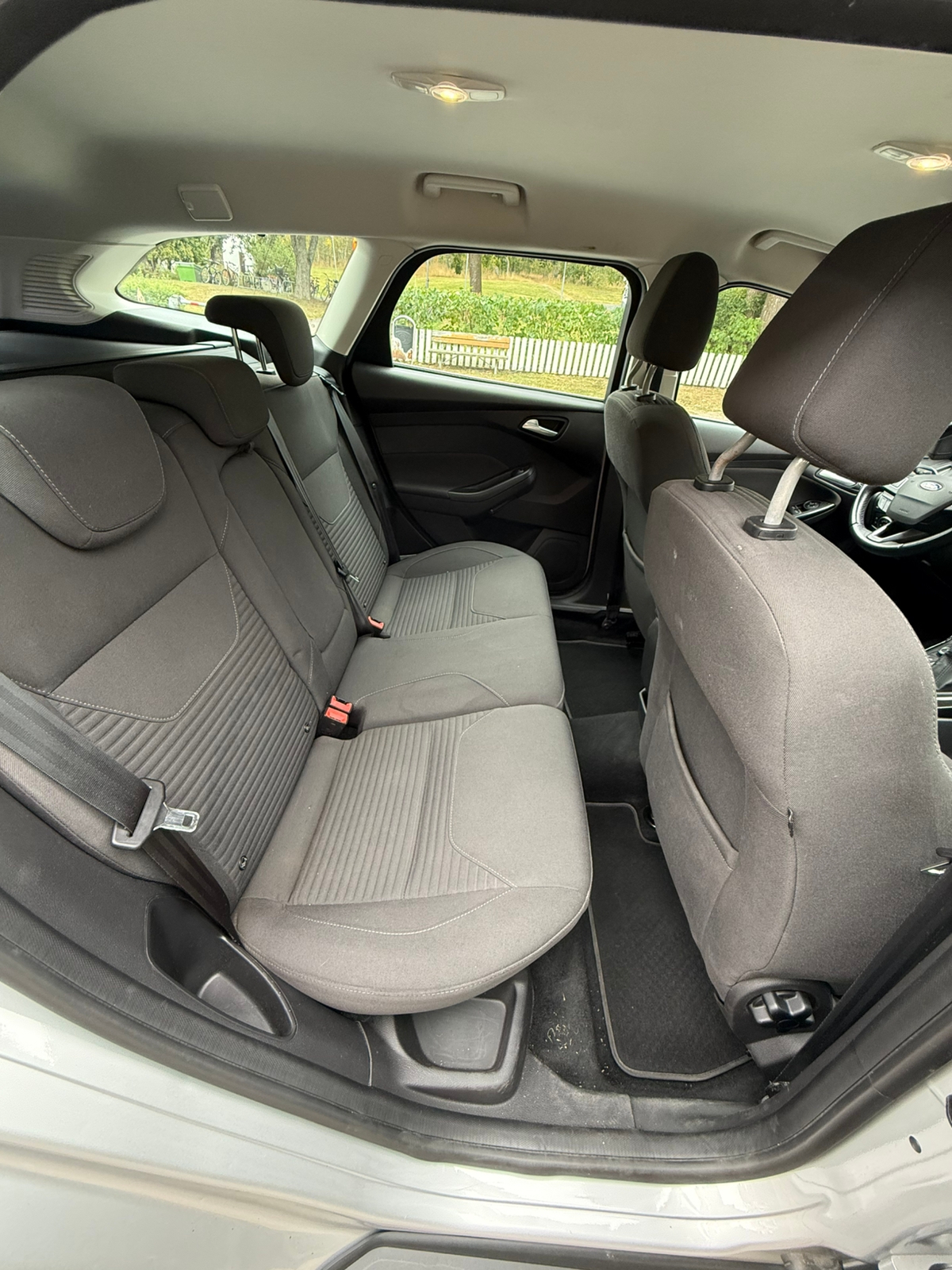 Ford Focus Kombi 1.0 EcoBoost Manuell 2015, bild 6/10