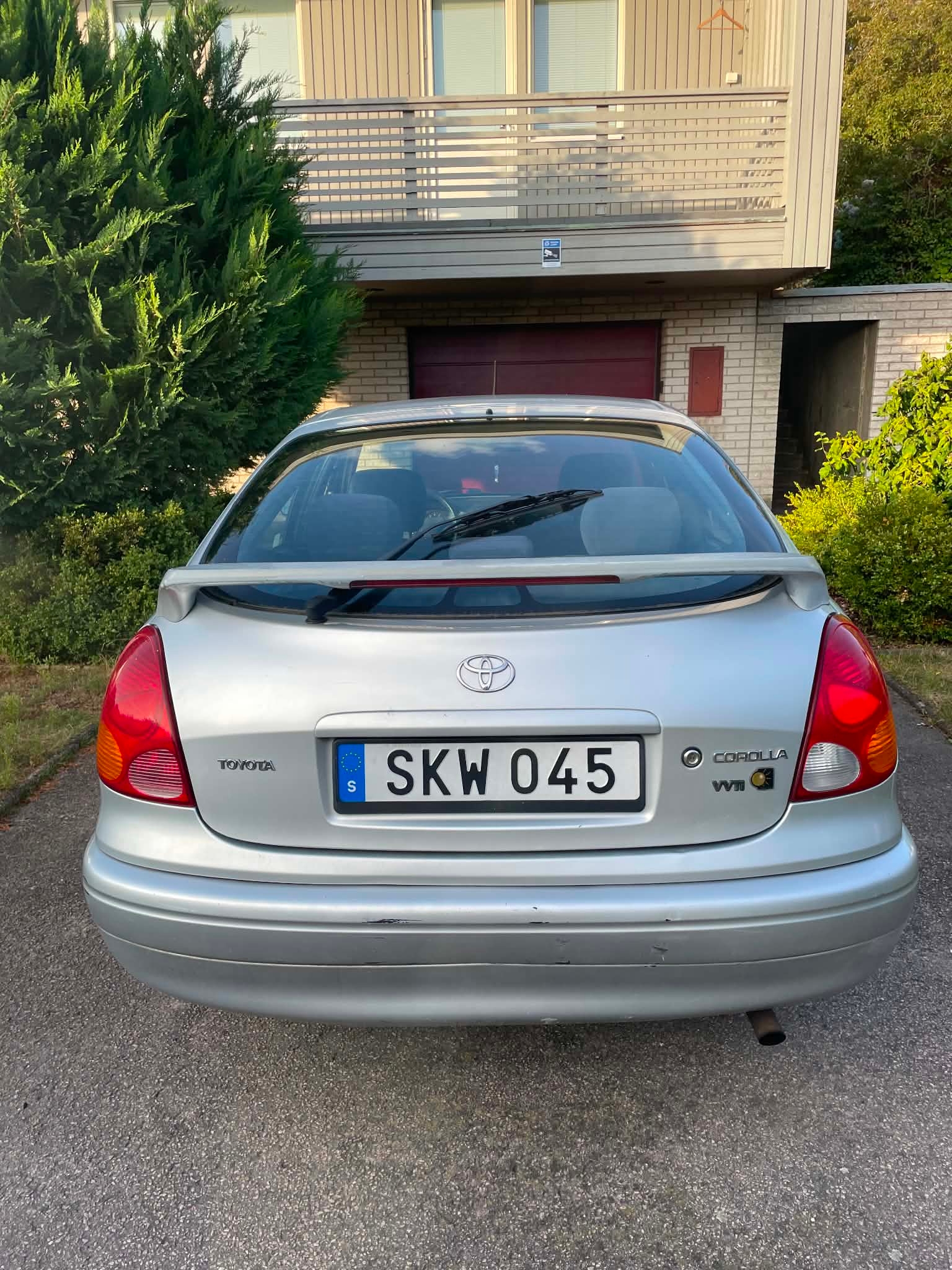 Toyota Corolla 2001, bild 2/3