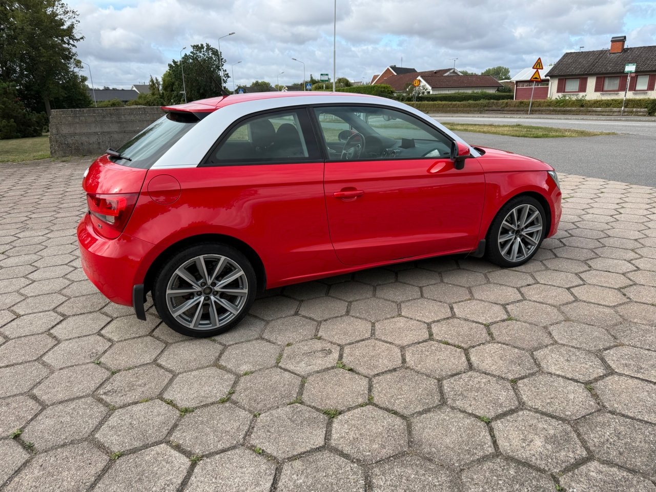 Audi A1 2011, kuva 6/10