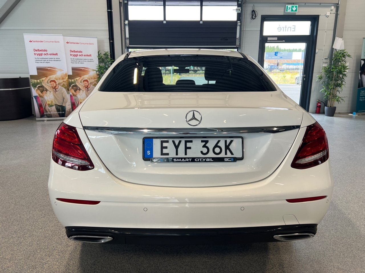 Mercedes-Benz E 2020, bild 4/10