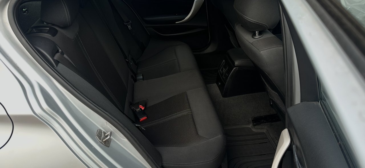 BMW 118 2017, bild 7/10