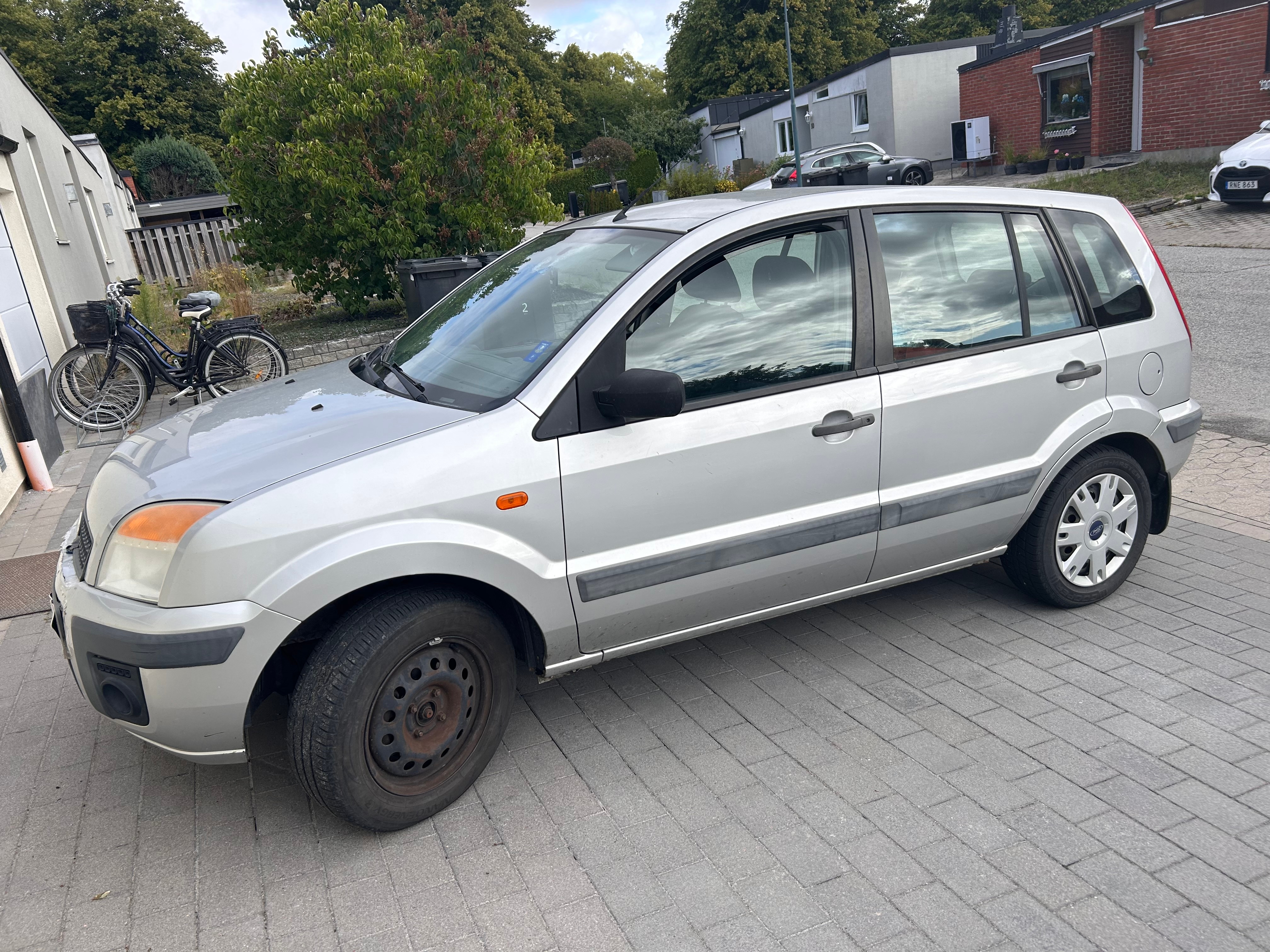Ford Fusion 1.4 TDCi Manuell 2007, photo 4/6
