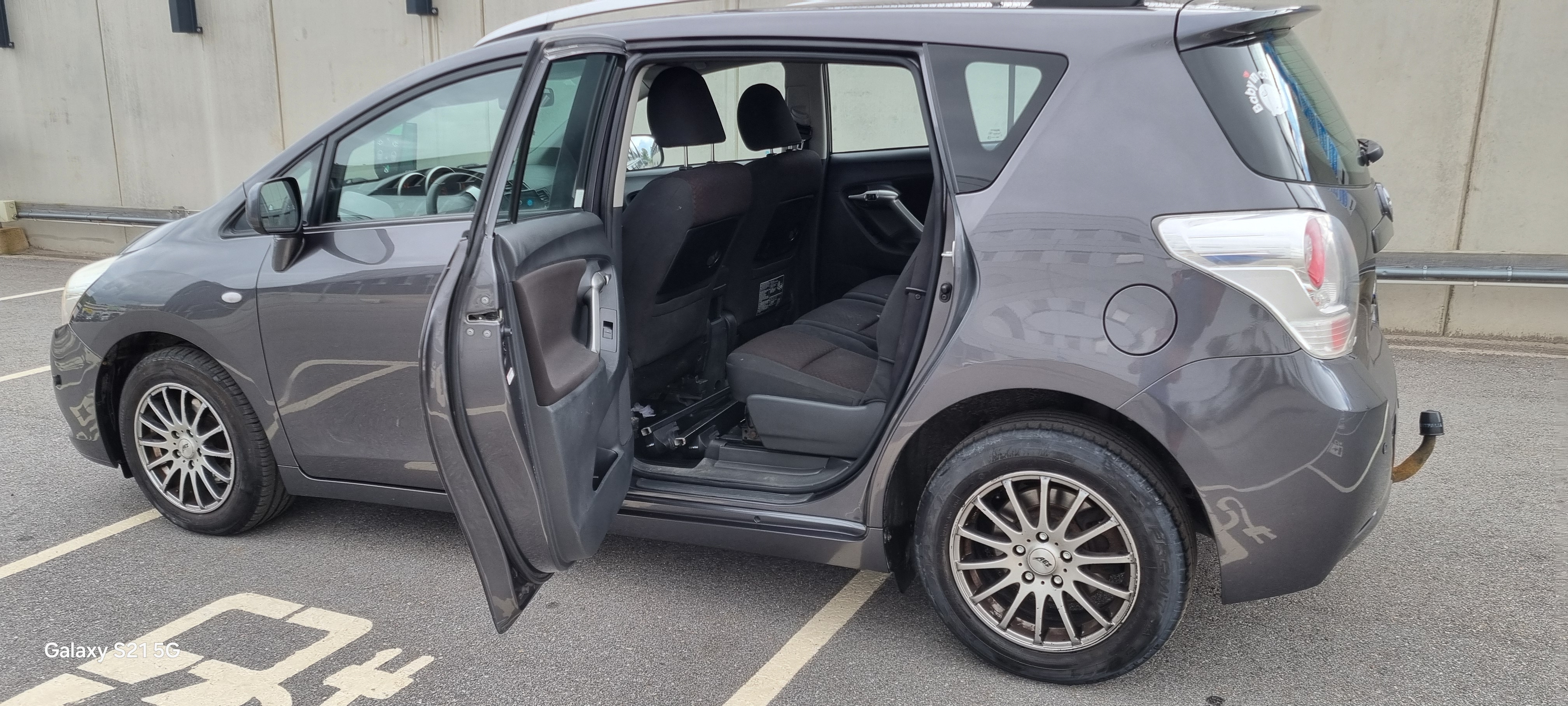 Toyota Verso 1.8 Valvematic Multidrive S 2010, kuva 6/10