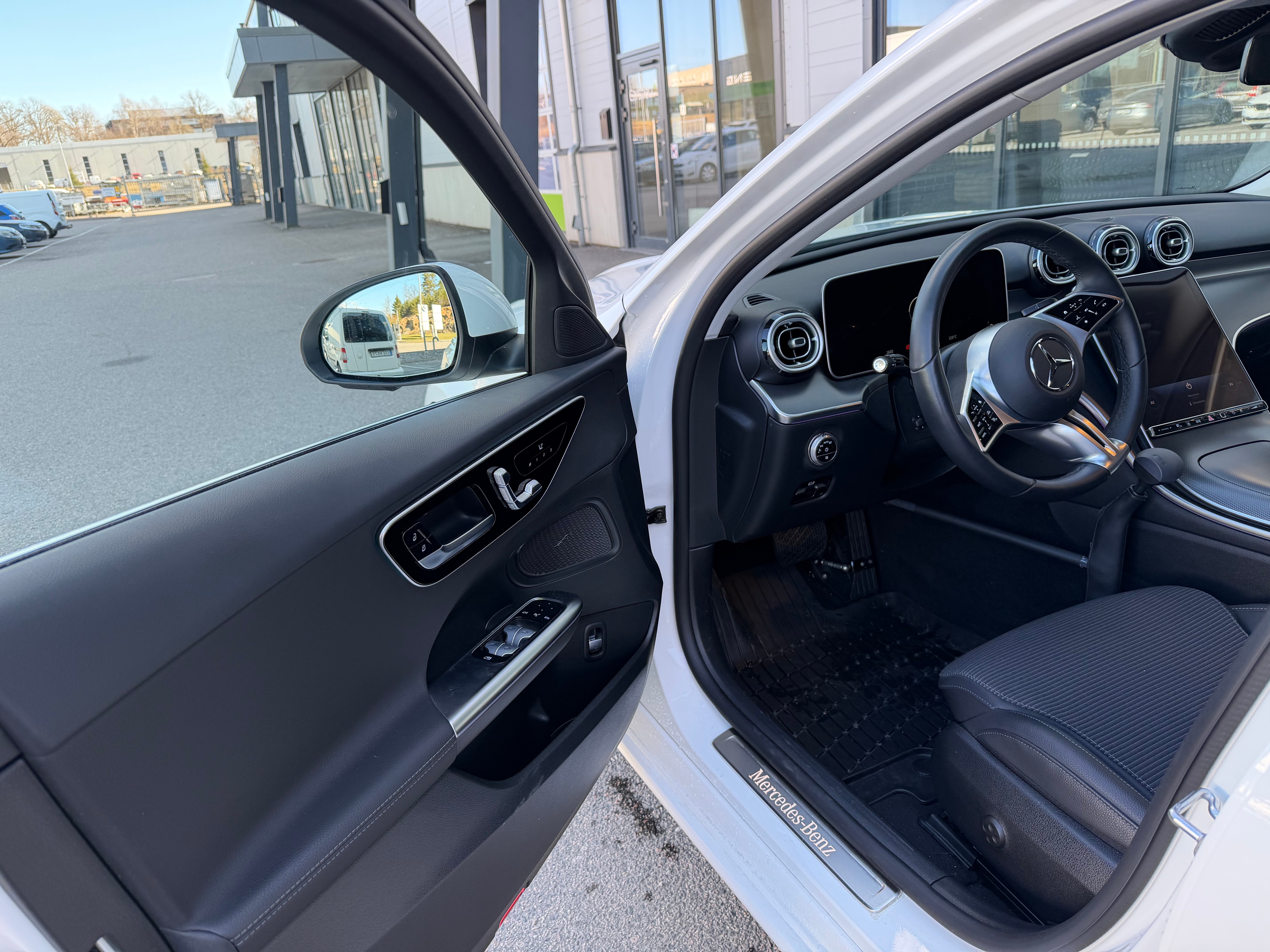 Mercedes-Benz C 2024, kuva 7/22