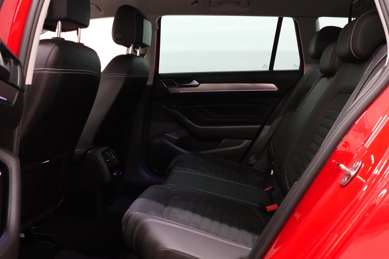 Volkswagen Passat 2022, bild 5/10