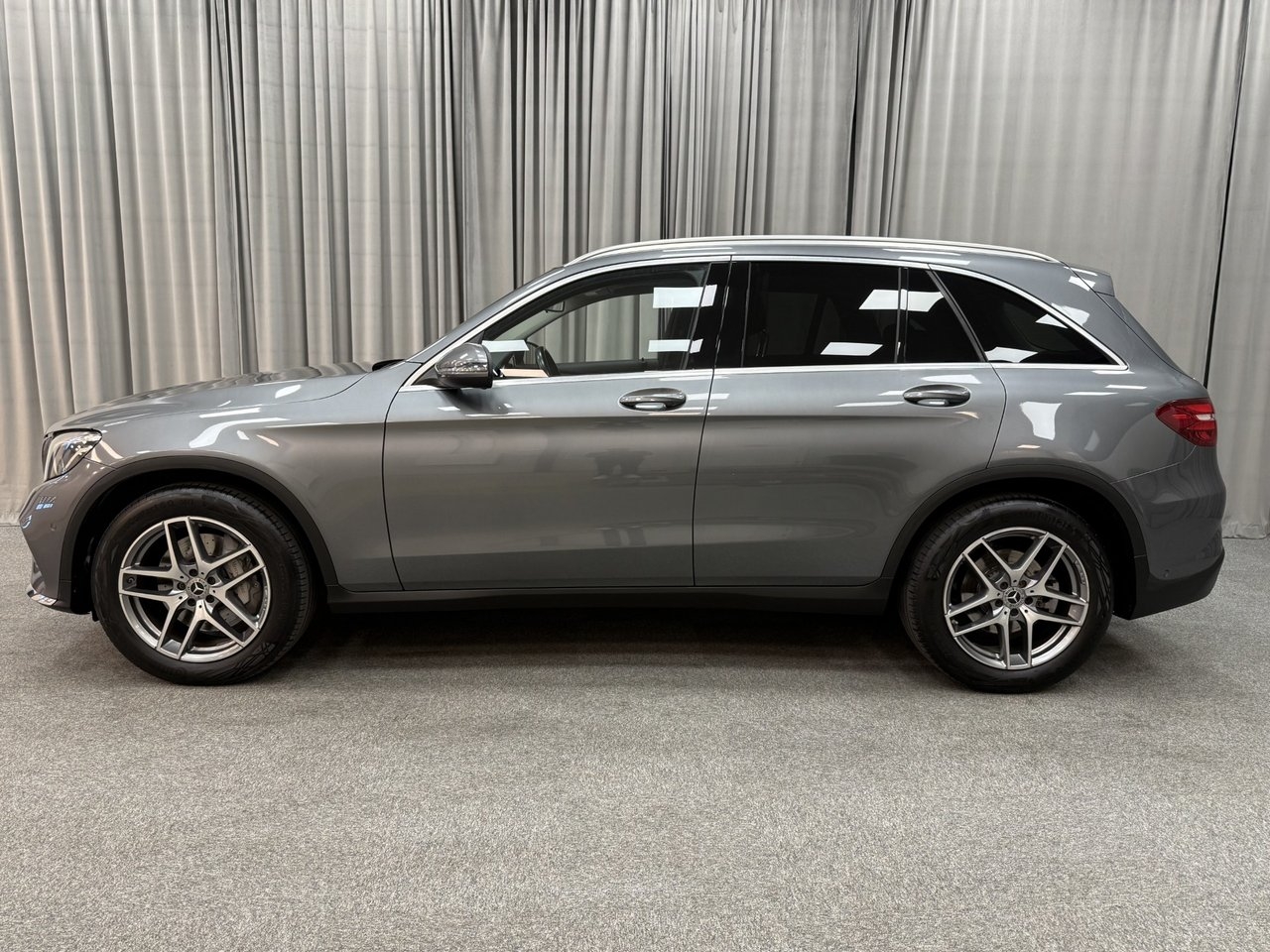 Mercedes-Benz GLC 2019, kuva 2/10