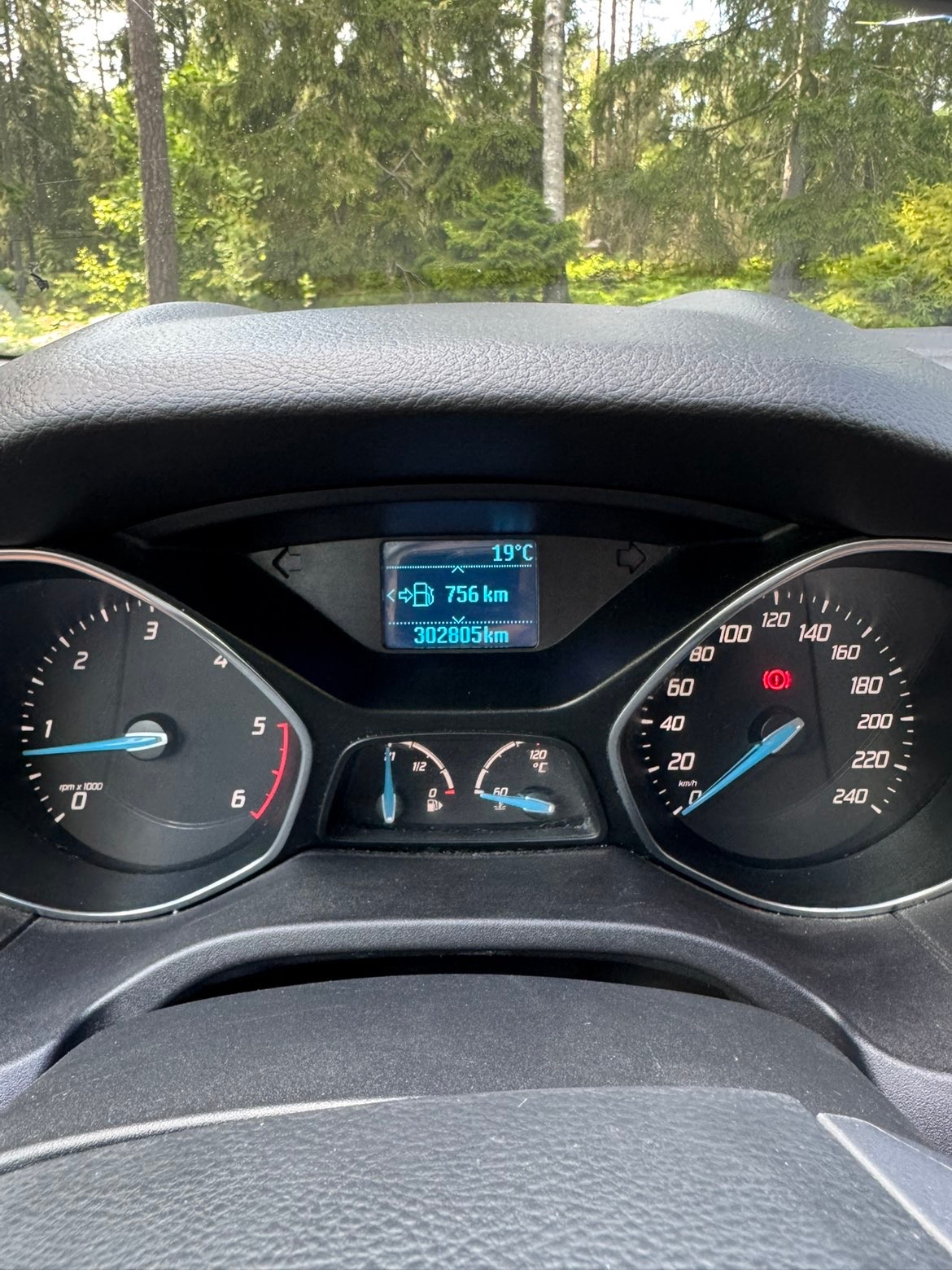 Ford Focus Kombi 1.6 TDCi Manuell 2011, bild 8/8