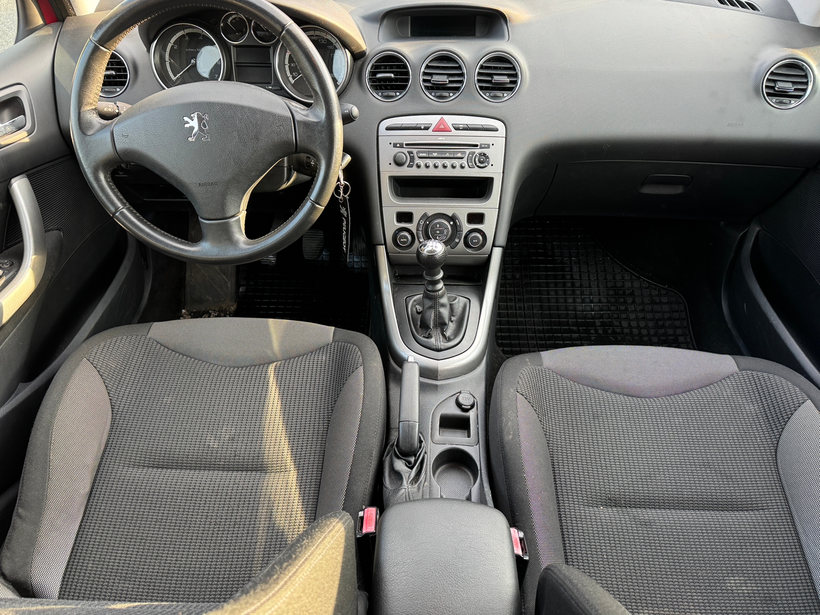 Peugeot 308 5-dörrar 1.6 THP Manuell 2009, bild 6/6