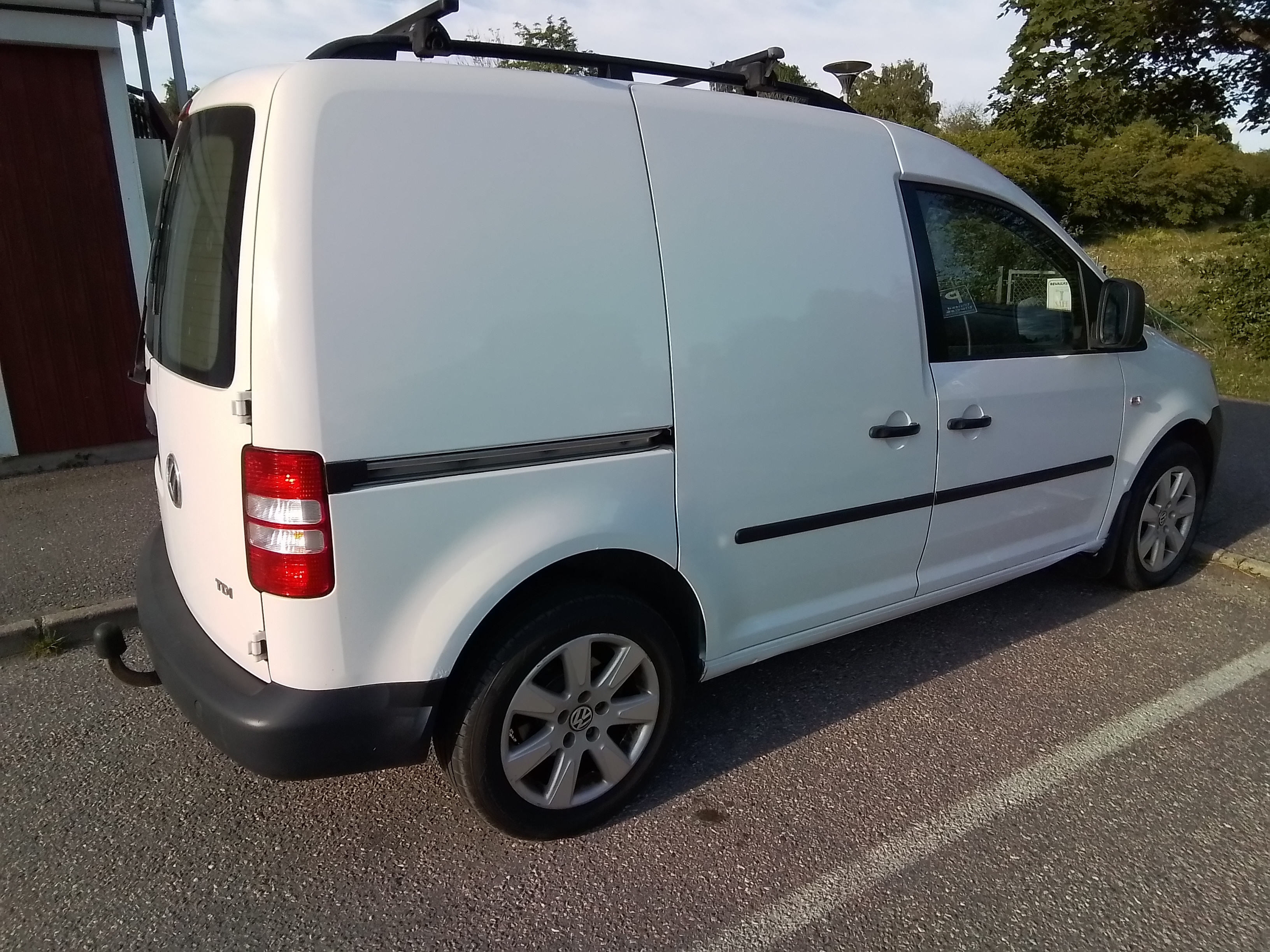 Volkswagen Caddy 2013, bild 6/7