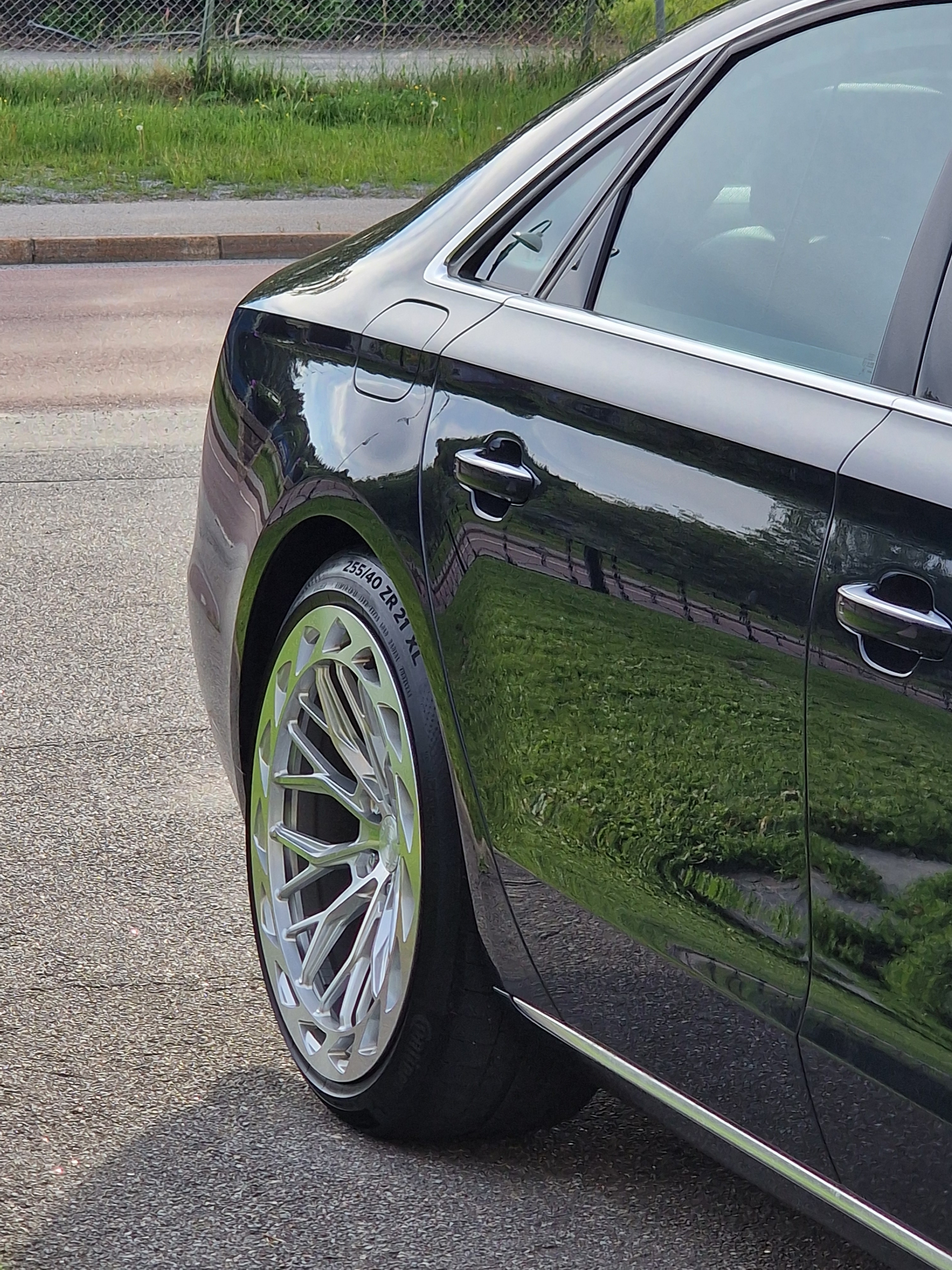 Audi A8 4.2 V8 FSI quattro TipTronic 2011, kuva 4/10