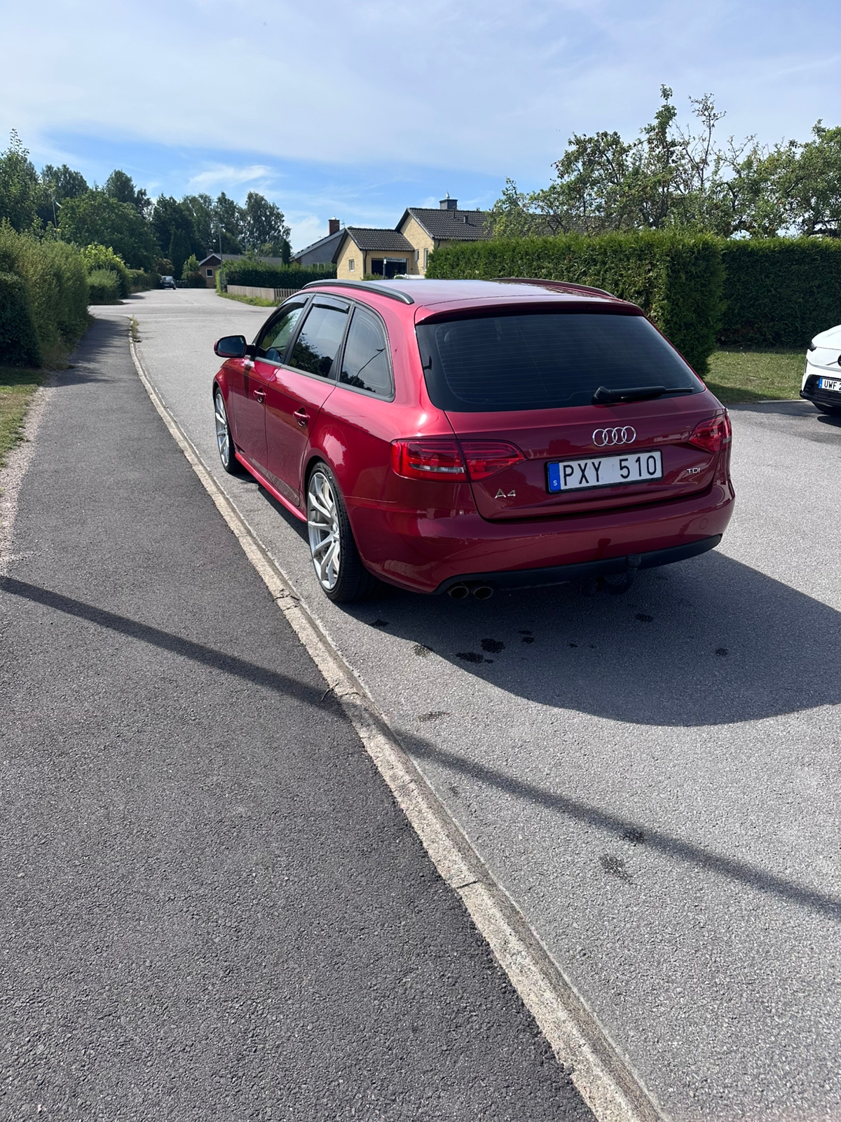 Audi A4 Avant 2.0 TDI Manuell 2011, kuva 3/6