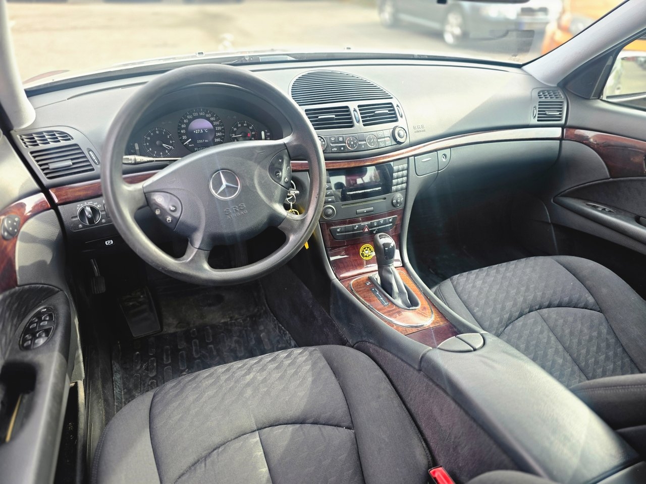 Mercedes-Benz E 2004, bild 2/10