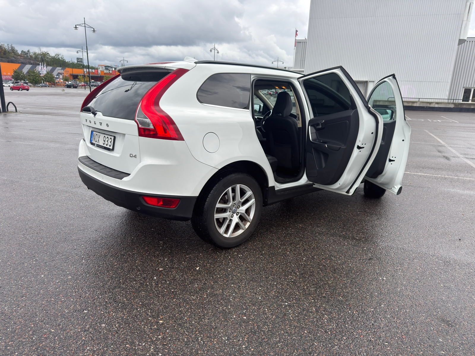 Volvo XC60 D4 Geartronic 2013, photo 4/10