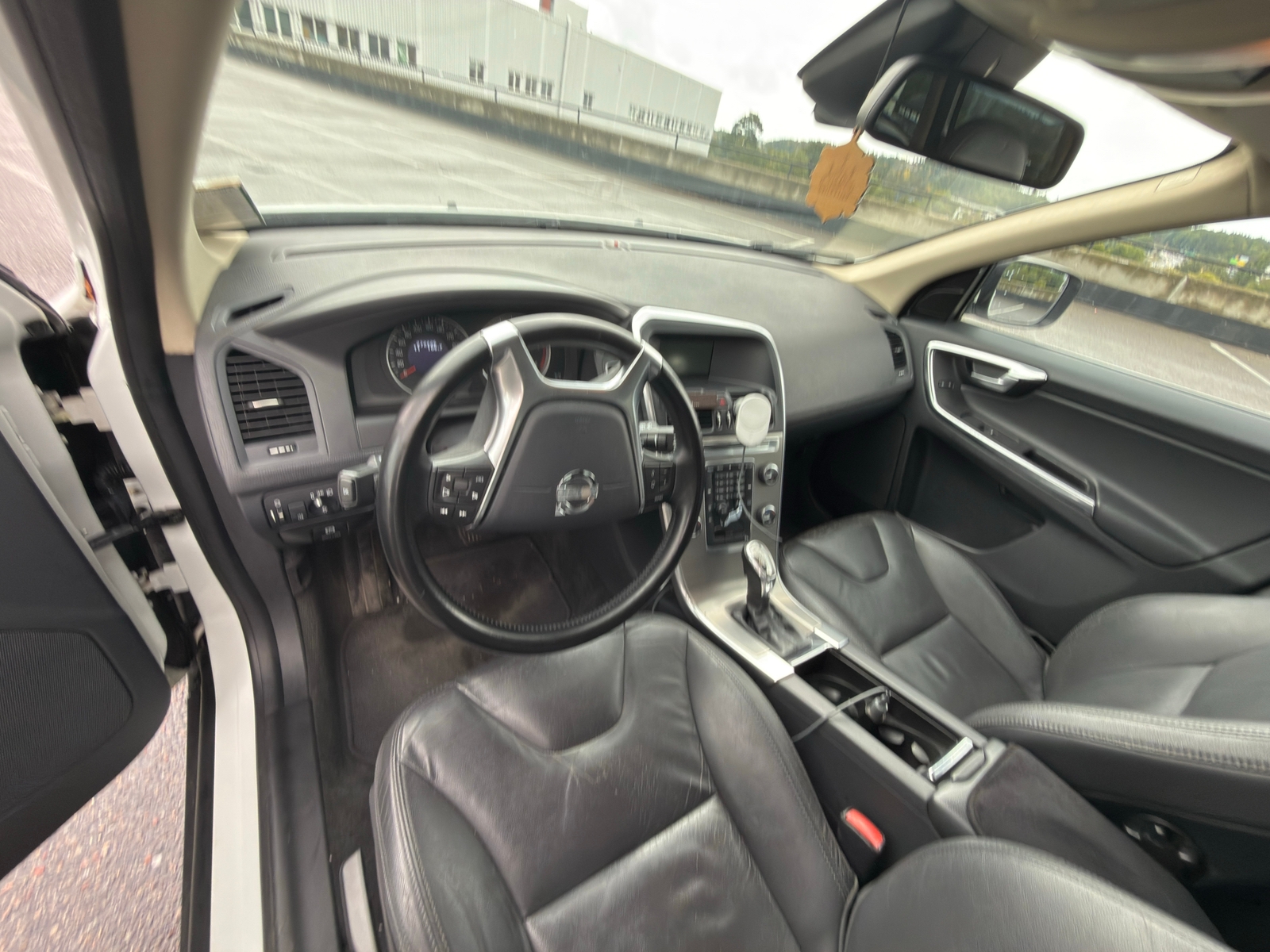Volvo XC60 D4 Geartronic 2013, photo 6/10