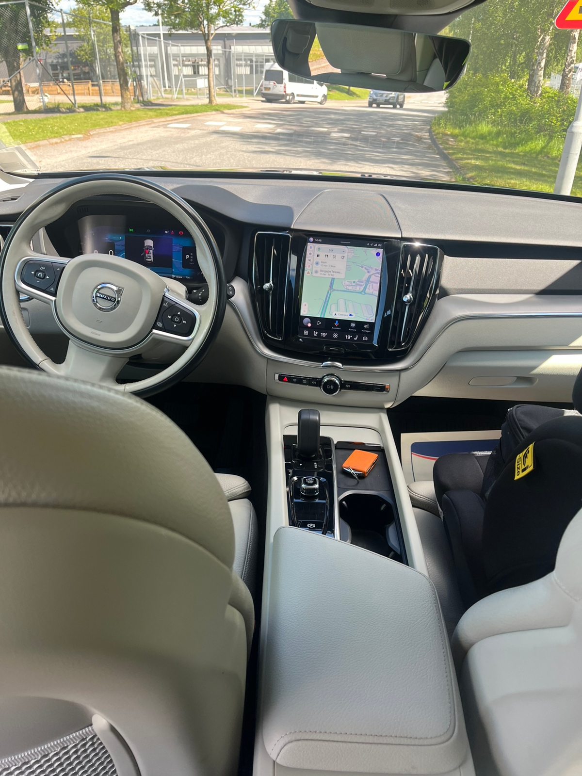 Volvo XC60 B4 Geartronic 2022, bild 4/5